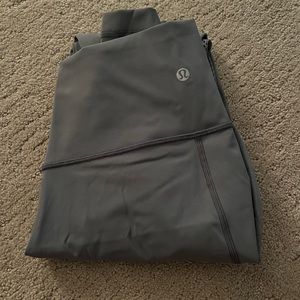 Grey mesh Lululemon leggings